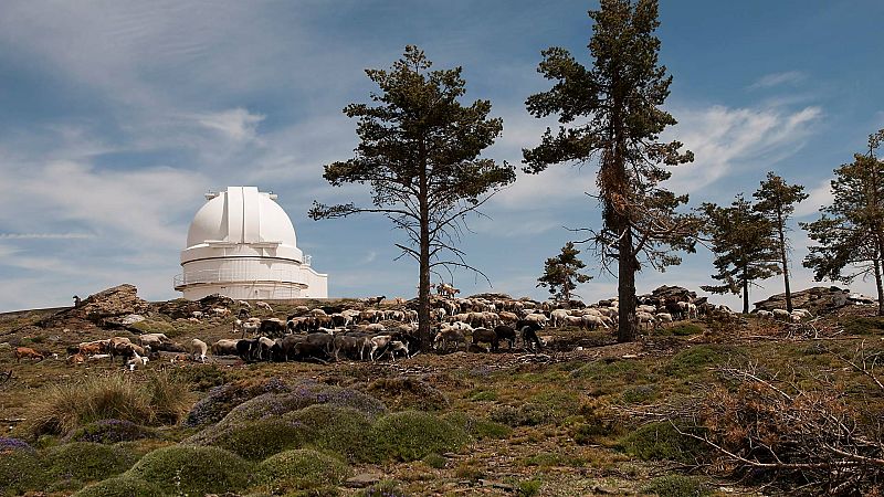 Reportajes emisoras - 50 aniversario del observatorio de Calar Alto, en Almería - 07/08/23 - Escuchar ahora