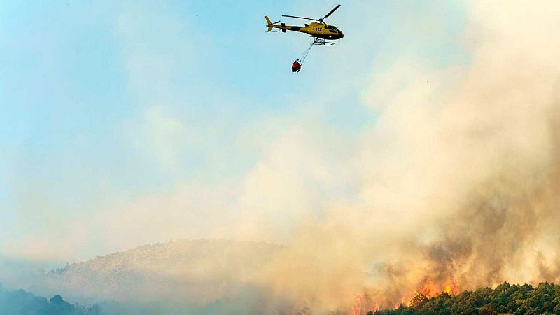 Avui, Sol - Com treballa el pilot d'un helic�pter antiincendis? - Escoltar Ara