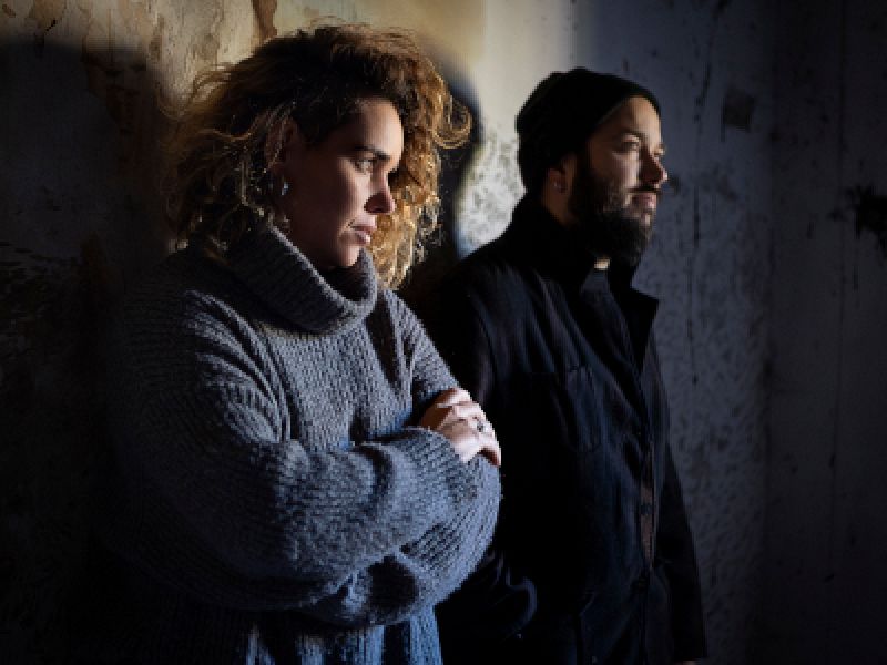 Cinco Pistas - Casapalma, el folclore electrónico de Cantabria - Escuchar Ahora