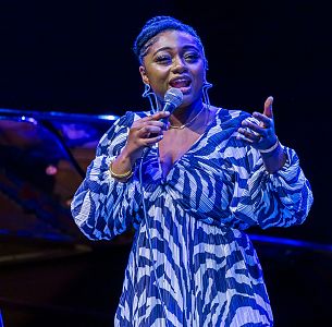 Jazz es finde - Jazz es finde - San Javier 2: Samara Joy y Dianne Reeves - 13/08/23 - escuchar ahora