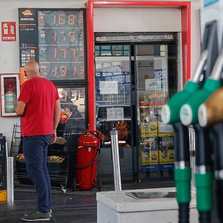 ¿Por qué están subiendo los carburantes?
