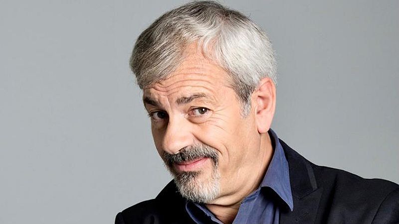 En modo verano, en Radio Exterior de Espa�a - Carlos Sobera, de estudiar Derecho al teatro, cine y TV - 18/08/23 - escuchar ahora