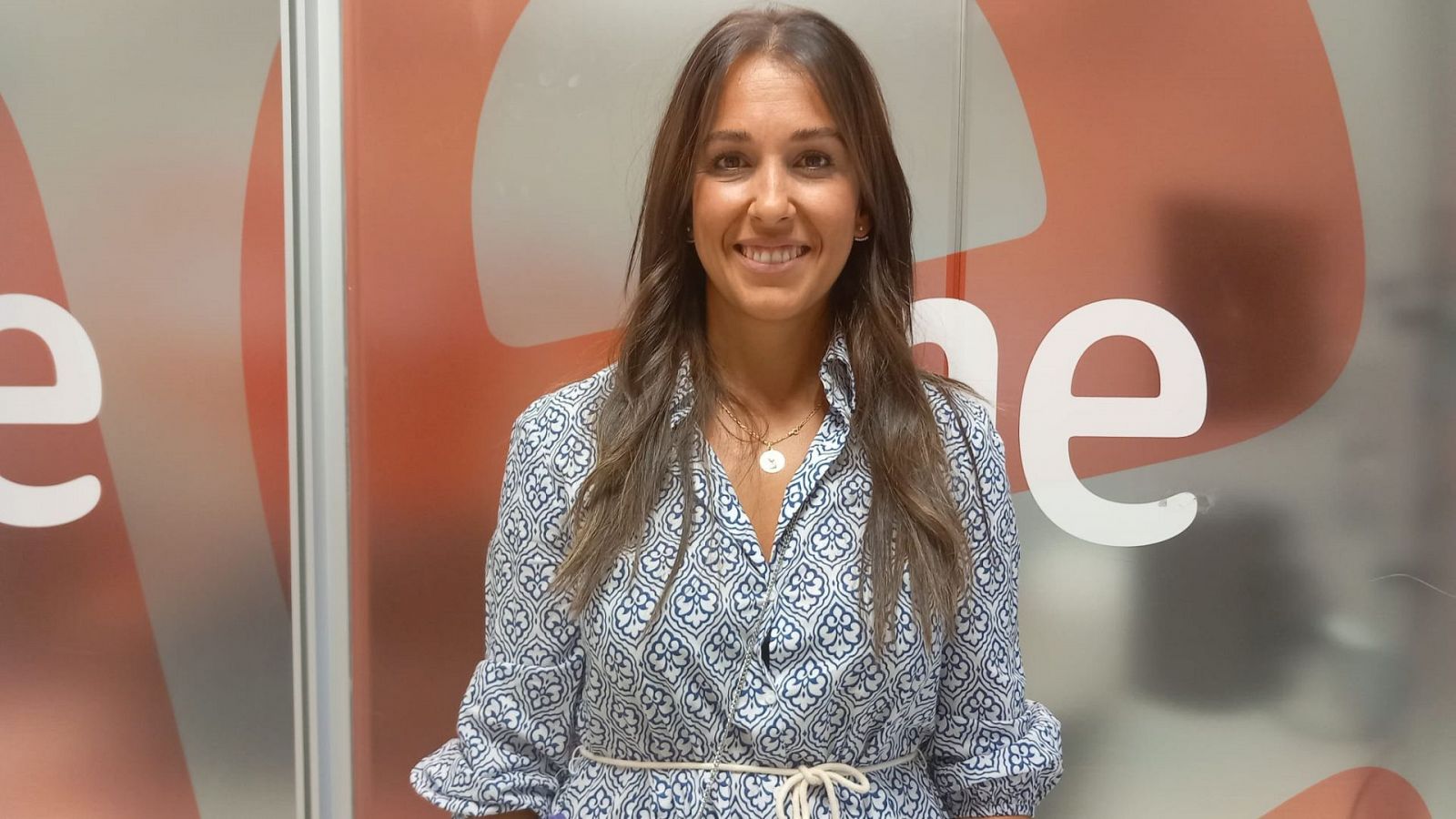 Las Mañanas de RNE - Alexandra Martínez-Azpiazu, Grupo II de Protección al Menor: "España es uno de los primeros países consumidores de pornografía infantil" - Escuchar ahora