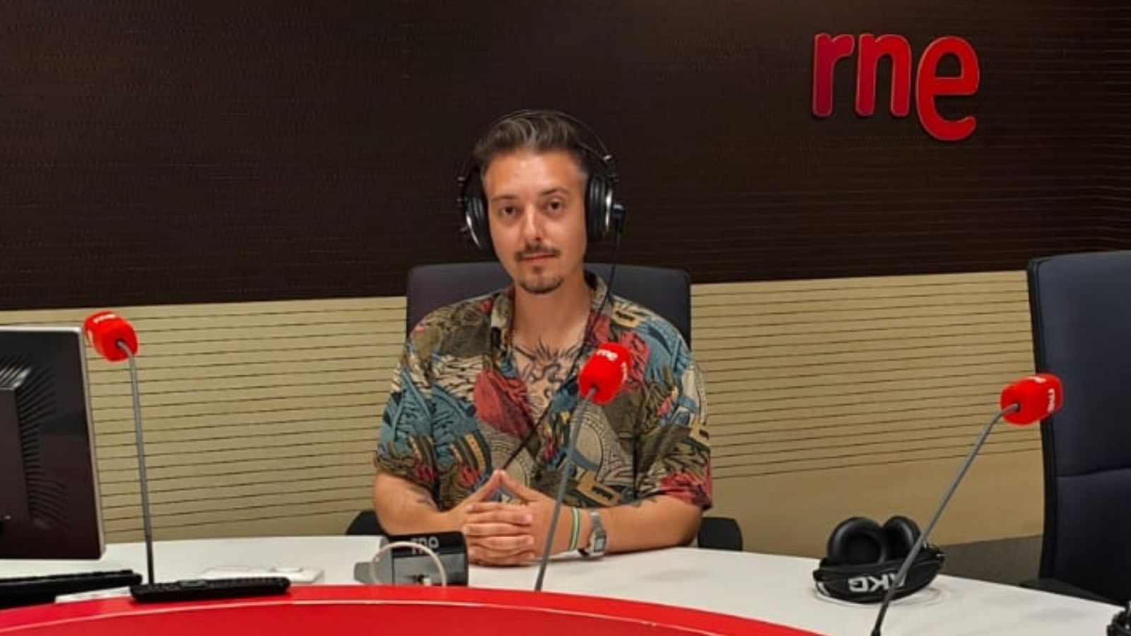 No es un día cualquiera -  Álvaro Carmona y los pormenores genéticos de los Habsburgo - Escuchar ahora