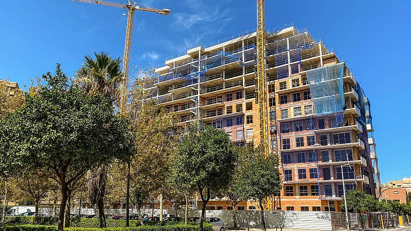 Mundo inmobiliario - El perfil del emandante de segunda residencia cambia en el último año - 22/08/23 - Escuchar ahora