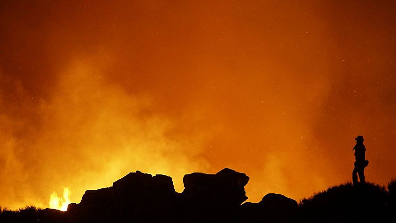 24 horas - Ferran Dalmau, ingeniero forestal: "La sequía previa influye en el comportamiento del incendio" - Escuchar ahora