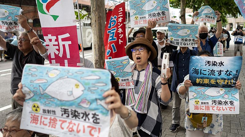 Las Mañanas de RNE - Japón comienza a liberar al Pacífico agua tratada de Fukushima: "Todo el conocimiento científico indica que esta acción es segura" - Escuchar ahora