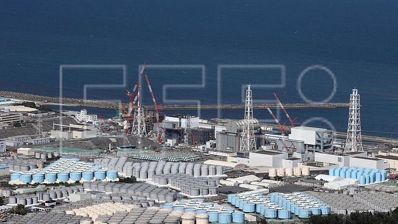 Cinco continentes - Japón empieza a verter el agua tratada de Fukushima al mar - Escuchar ahora