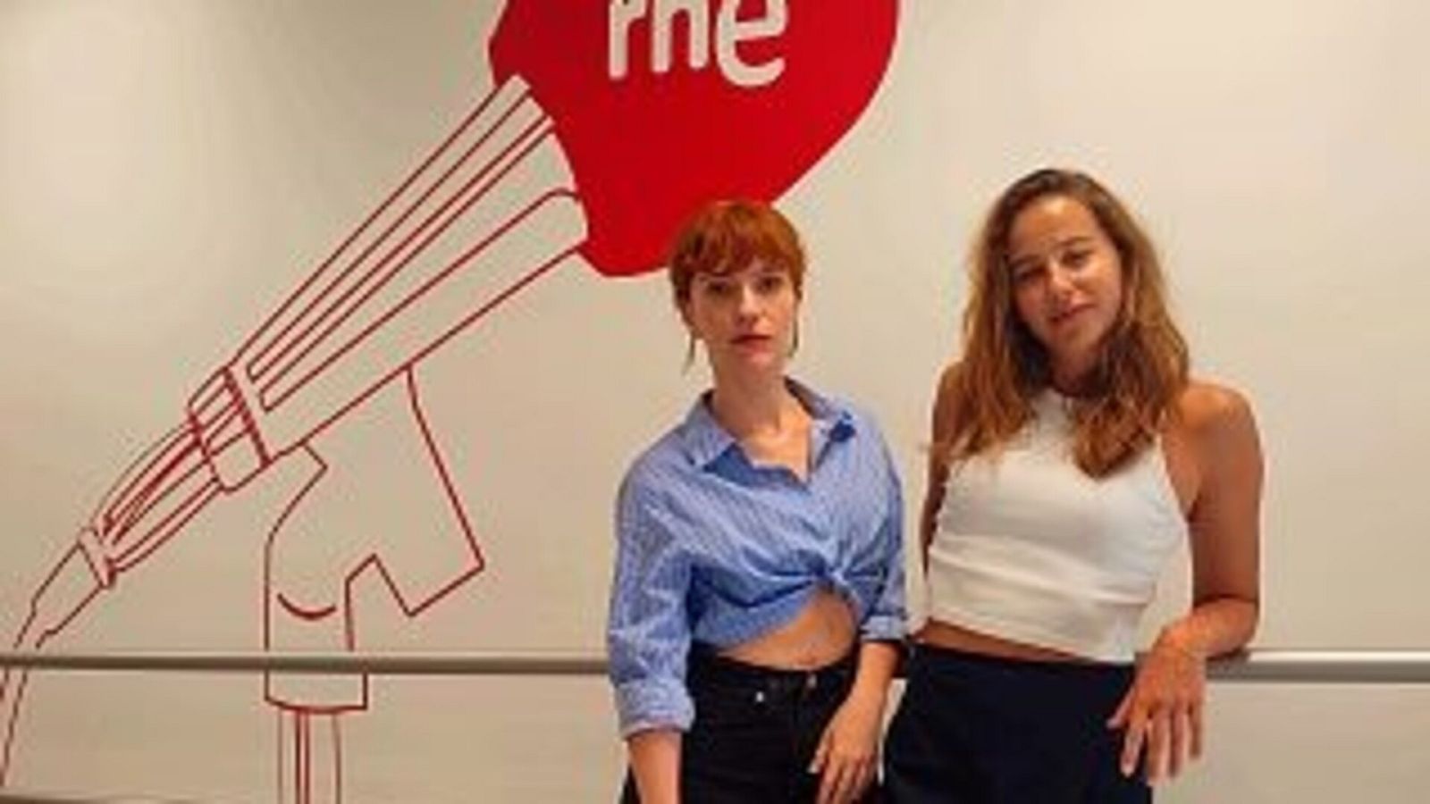 Avui, sol - Irene Escolar a 'Las chicas están bien' - Escoltar ara