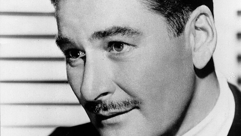 A media mañana - Los escándalos de Errol Flynn, con Guillermo Balmori - Escuchar ahora