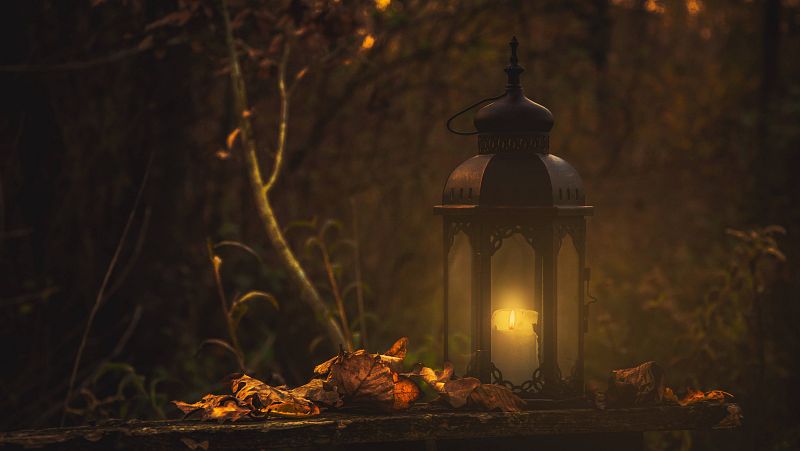 Noches en los jardines - Farolas, linternas y candelabros - 04/09/23 - escuchar ahora