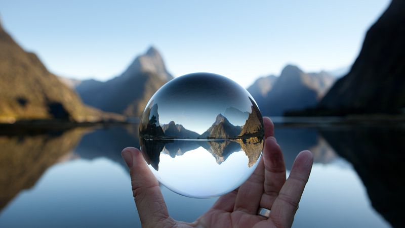 Reflejos en el agua - Primera parte - 06/09/23 - escuchar ahora