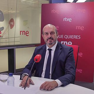 Roll�n: "Debemos avanzar hacia la independencia del CGPJ"