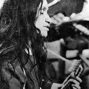 Periplos irradiantes - Periplos irradiantes - Violeta Parra, el sentir de la canción - Escuchar ahora