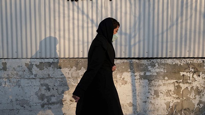 Reportajes 5 continentes - Irán endurece los castigos a quien no use velo - Escuchar ahora