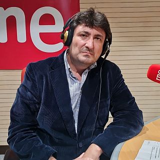 Mario Amor�s desgrana la figura de Salvador Allende