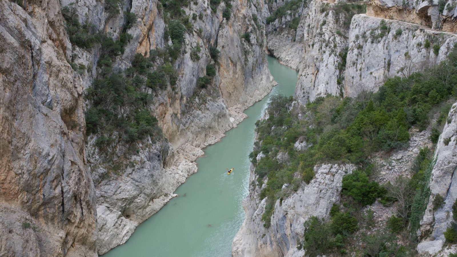 10.000 lugares para viajar con Ángela Gonzalo - Artistas de la sierra leridana del Montsec - 23/09/23 - Escuchar ahora