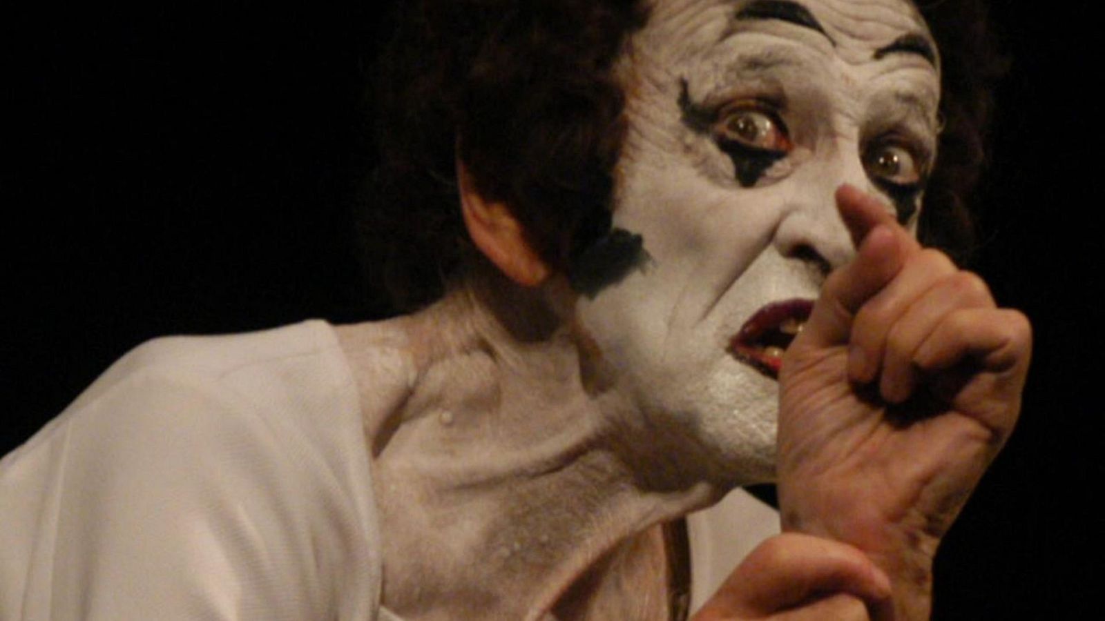Silueteados - Marcel Marceau - escuchar ahora