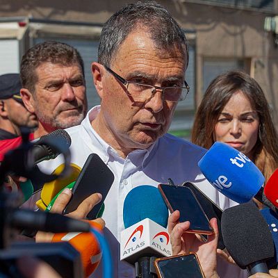 24 horas - José Ballesta, alcalde de Murcia: \"Los empresarios desobedecen la orden de cierre\" - Escuchar ahora