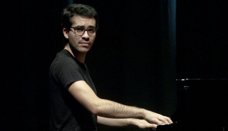 Juan Perez Floristan wins the 2021 Rubinstein Piano Competition - my/maSCENA