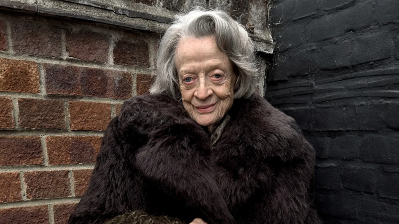 Tertúlia d'actualitat: Maggie Smith, ben guapa als 88 anys