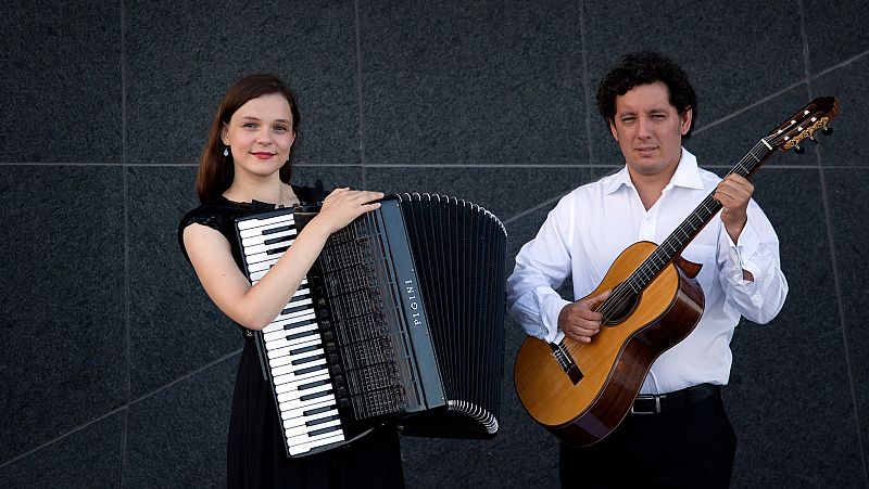 Caf� Zimmermann - D�o Lux Nova en la Fundaci�n Carlos de Amberes - 27/10/23 - escuchar ahora