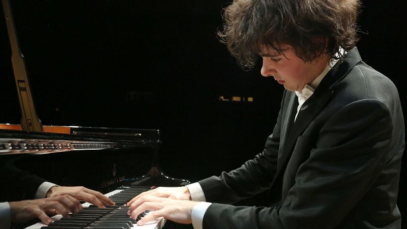 Mart�n Garc�a Garc�a - escuchar ahora