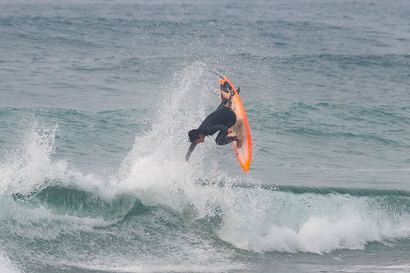 No solo fútbol - El Mundial de Brasil, próxima meta del joven surfista Alfonso Suárez - 11/11/23 - ESCUCHAR AHORA