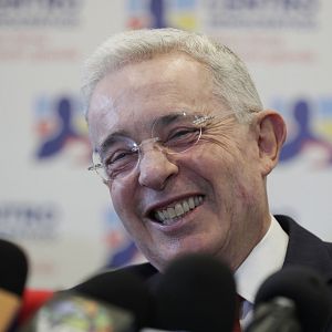 Hora América - Hora América - Álvaro Uribe denunciado ante la justicia argentina - 14/11/23 - escuchar ahora