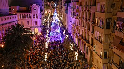 Alicante iluminada por Navidad  30/11/23 - escuchar ahora