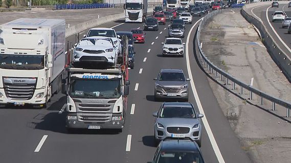 460.000 vehicles sortiran de l'�rea metropolitana de Barcelona en el pont de la Pur�ssima