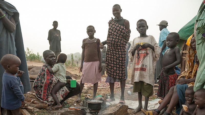 Cinco continentes - Millones de niños desplazados en el conflicto de Sudán - Escuchar ahora