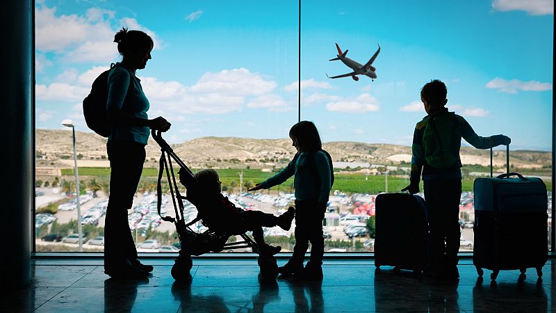 El gallo que no cesa - Tierra sin límites: consejos para viajar con niños - Escuchar ahora