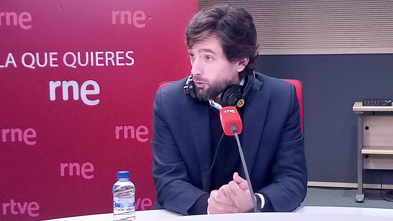 Las Mañanas de RNE - Adrián Vázquez (Ciudadanos): "Sánchez se dedicó a echar gasolina en la Eurocámara y, después, una cerilla" - Escuchar ahora