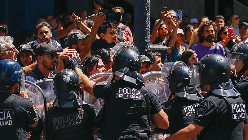 Hora Am�rica - Econom�a, seguridad y migraci�n, retos en Latinoam�rica - 28/12/23 - escuchar ahora