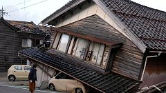 Cinco continentes - Japón inicia el año con dos catástrofes