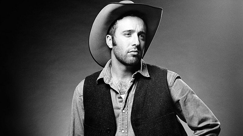 Celebrando el country y la corta vida de Luke Bell