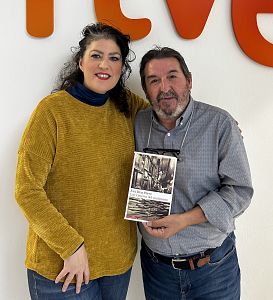 Biblioteca pública - Eva Díaz Pérez, Los viajeros del continente