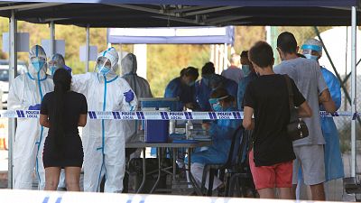 Las mañanas de RNE -  Gil de Miguel, catedrático de Medicina Preventiva: "España no está perdiendo el control de la pandemia" - Escuchar ahora