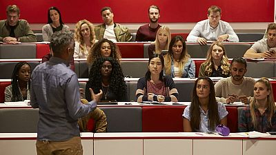 España vuelta y vuelta - En directo desde los Cursos de Verano de la Universidad Complutense - 11/07/17 - Escuchar ahora