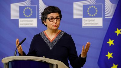 Laya: "Europa tiene que gastar más en su seguridad y defensa" - Las mañanas de RNE - Josep Cuní | Escuchar