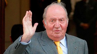 24 horas - Juan Carlos I sacó 100.000 euros al mes en billetes de su cuenta suiza entre 2008 y 2012 - Escuchar ahora