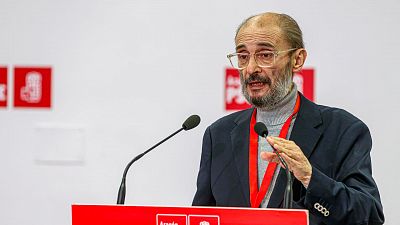 Lambán: "Este Gobierno no tiene recorrido y eso justificaría una convocatoria electoral" - Las mañanas de RNE - Lara Hermoso | Escuchar