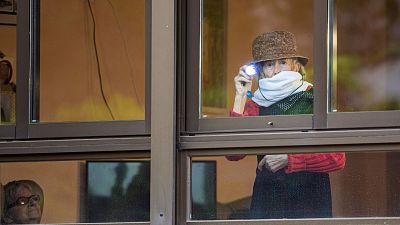 España a las 8 Fin de Semana - Médicos sin fronteras pide garantizar la dignidad de los ancianos en residencias - Escuchar ahora