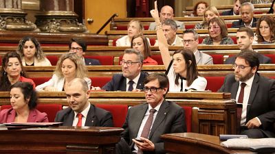 El Parlament avala el finançament singular i la regulació dels lloguers | Elena García