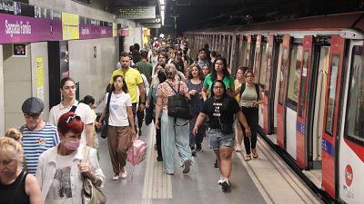 Recuperada l'ampliació de l'L2 des de Sant Antoni fins al Parc Logístic | Maite Boada