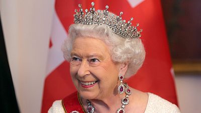 Reportajes RNE - Isabel II de Inglaterra. De profesión, reina - Escuchar ahora