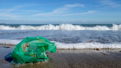 Reserva natural - España, entre los cuatro países europeos que emite más plástico al océano, según una investigación de la Universidad de Cádiz - 17/06/21 - Escuchar ahora