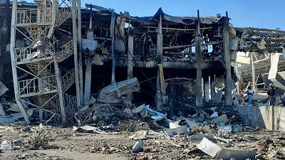 Las mañanas de RNE con Íñigo Alfonso - Rusia bombardea un centro comercial en Odesa - Escuchar ahora