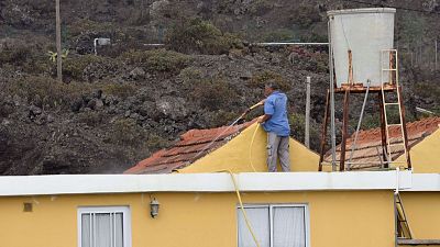 Por tres razones - Así se decide quién vivirá en las nuevas casas de La Palma - Escuchar ahora